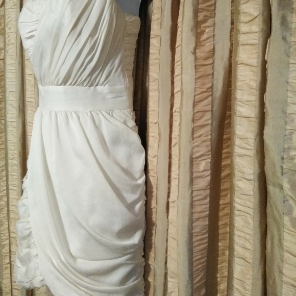 Size 4 H&M Collection One-Shoulder White Dress - Picture 2 of 6